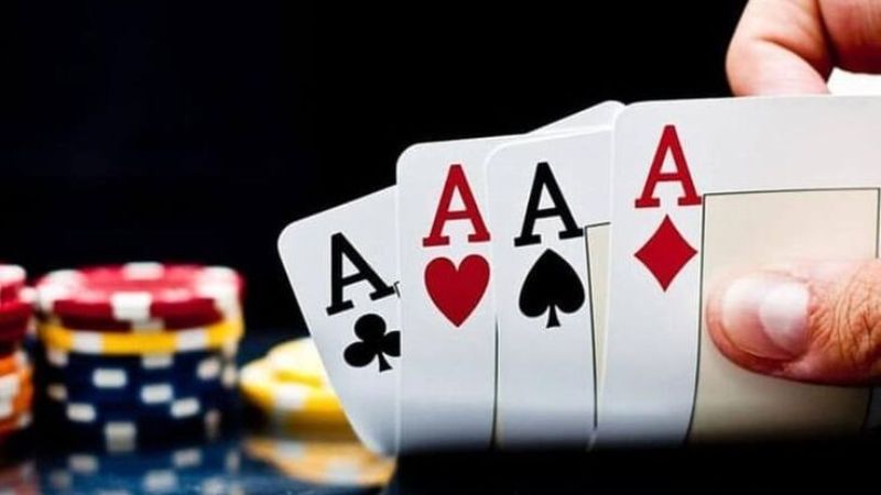 Poker là một trong những trò chơi rất nổi tiếng trong thế giới cá cược